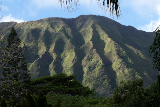 Ko`olau
                          mountains